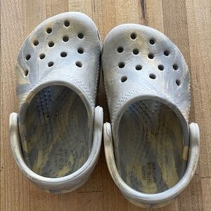CROCS Kids' Water Shoes - Gray and Tan